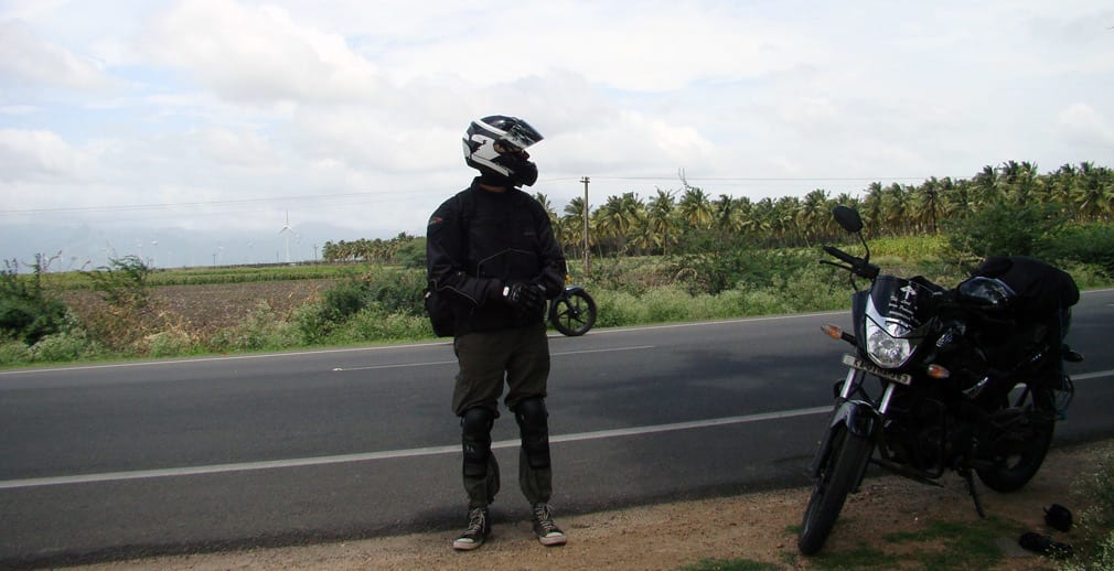 Pramod_looking_at_the_road